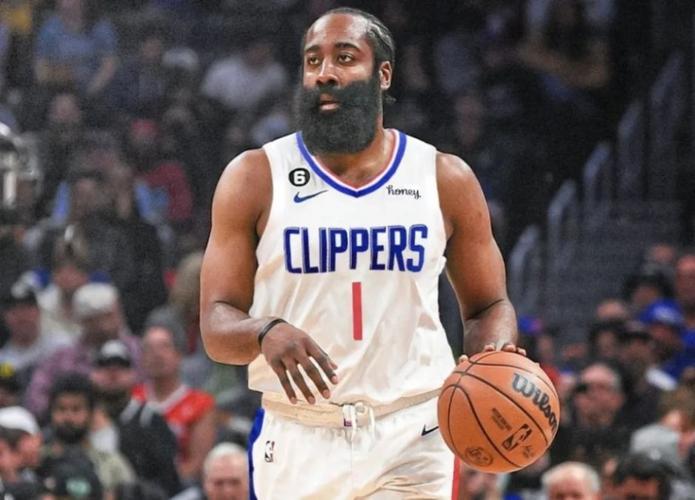 这一刻属于他一个人