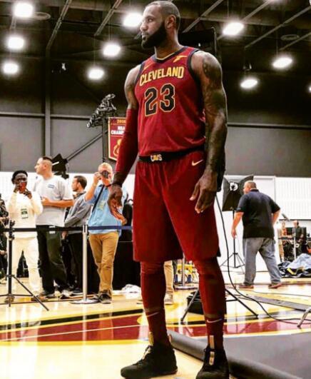 翔子大叔史前推理师论人类文明母雅贡嘎昆仑＂