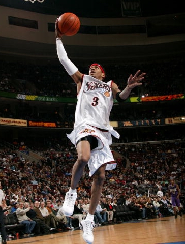 当篮球之神遇上古巴辣妹，50岁也要拼上双胞胎