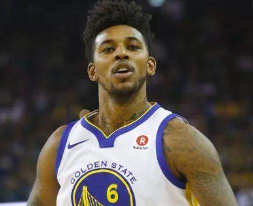 雷竞技资讯：TES淘汰AL晋级后宁王崩溃！IG冒泡赛要被零封淘汰